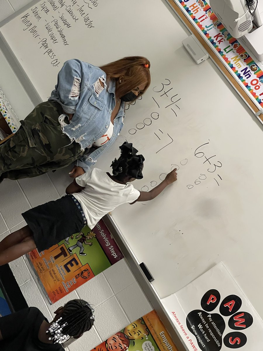 HubbardsStacy's tweet image. We know modeling proper math instruction is key but also independent practice. Here, Ms. Elliot allowed her student to demonstrate her learning at the end of the closing of the lesson @BESPandaWallace #mathteaching #firstyearteacher