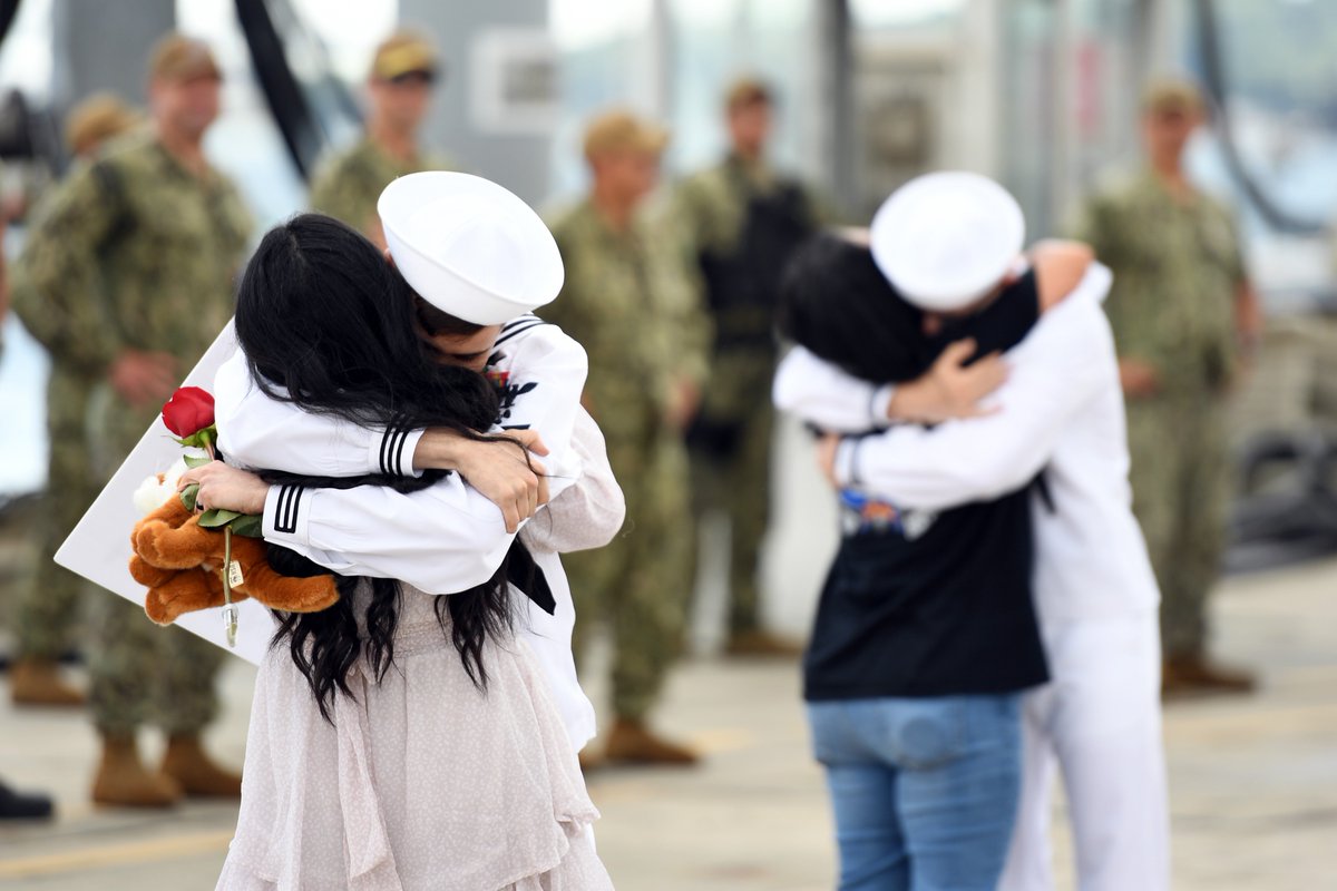 GrotonSubs's tweet image. The #submarine USS #Indiana returned home from deployment today - follow this link for more info: bit.ly/3pb5x90 #USNavy #subs #homecoming #reunited