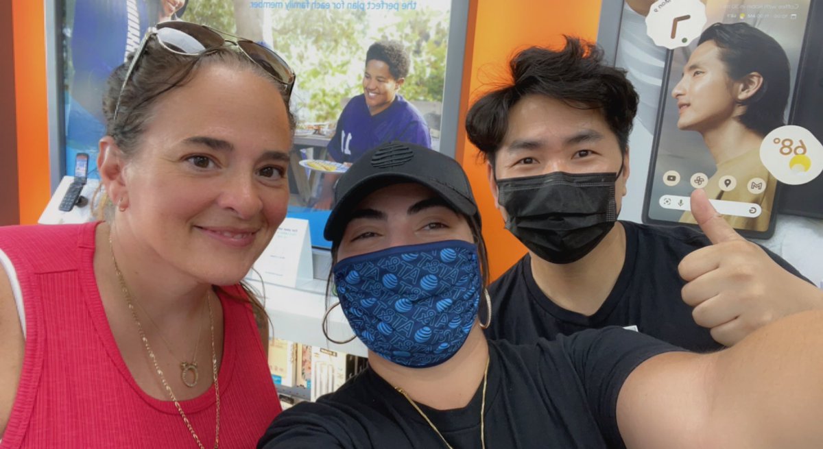 At Wireless Touch Dumont, locking down 3 FN agency tabs with Garrett P.S. ALL fully protected 🙃 #firstnet <a href="/TrishaTCostanza/">Trisha Torres Costanza</a> <a href="/Vinecia_F/">Vinecia F.</a> <a href="/Danny_Ferraro22/">d_mobile</a> <a href="/Lasette1230/">Lasette</a> <a href="/RicardoIsGreat/">Ricardo P</a>