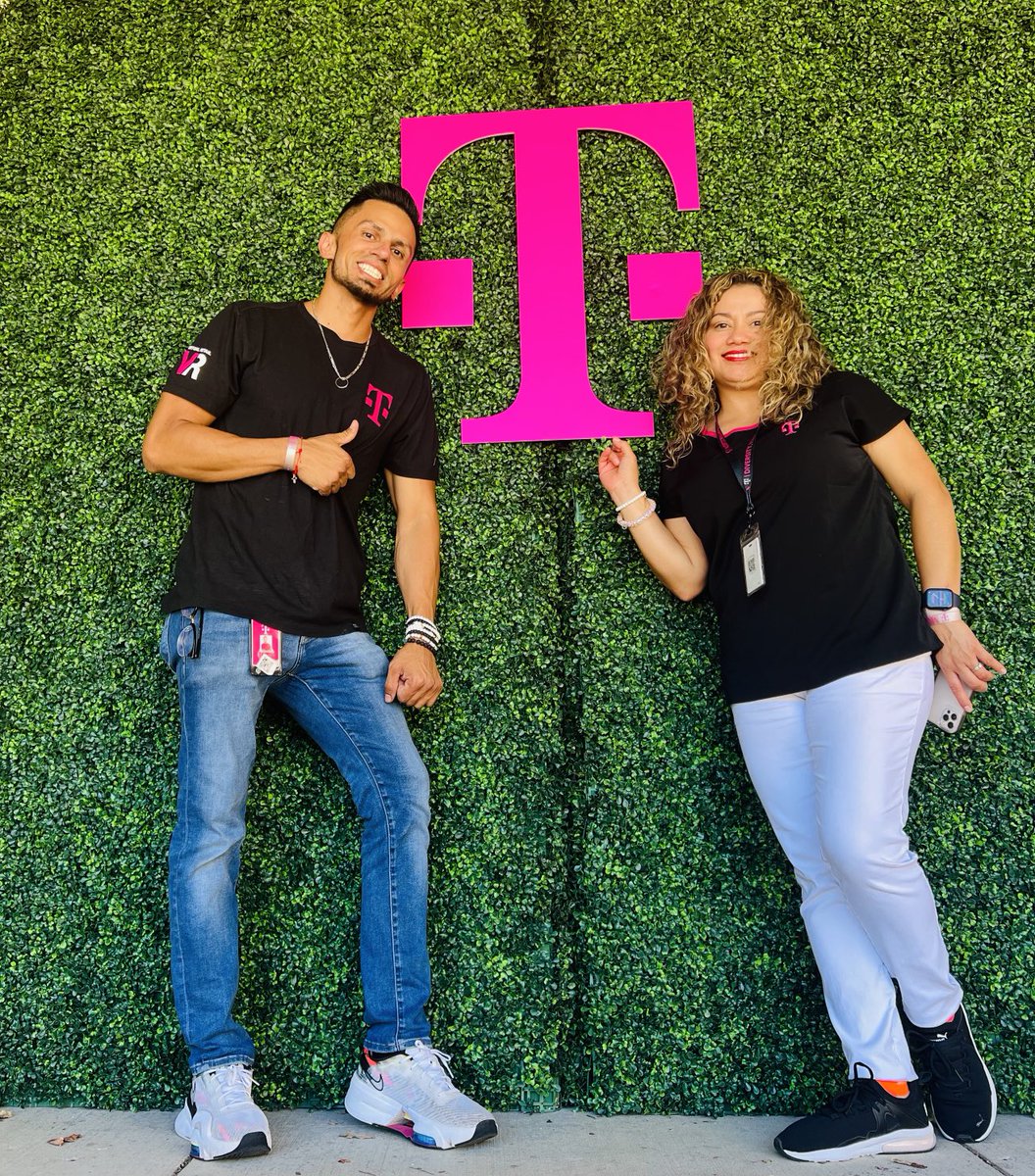 Speak your mind even if your voice shakes 🎤 #VR ⁦@TMobile⁩ #SummerCelebration ⁦@tmobilecareers⁩