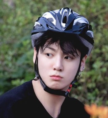 CuteBTSfiles's tweet photo. https://t.co/NgBJRCJNaR