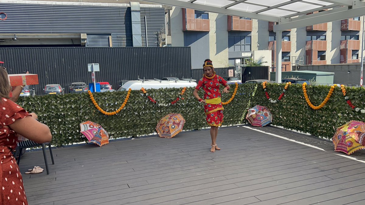 bame_connect's tweet photo. What an amazing turn out at our South Asian Heritage Month celebration lunch!! 🌟 Our #TeamWestHerts staff enjoyed learning Bollywood dancing, &amp; the amazing performances of our Nepalese staff from AAU 🤎 Not to forget our delicious #SAHM22 lunch boxes, arranged by #TeamConnect! https://t.co/MC5AdbF7il