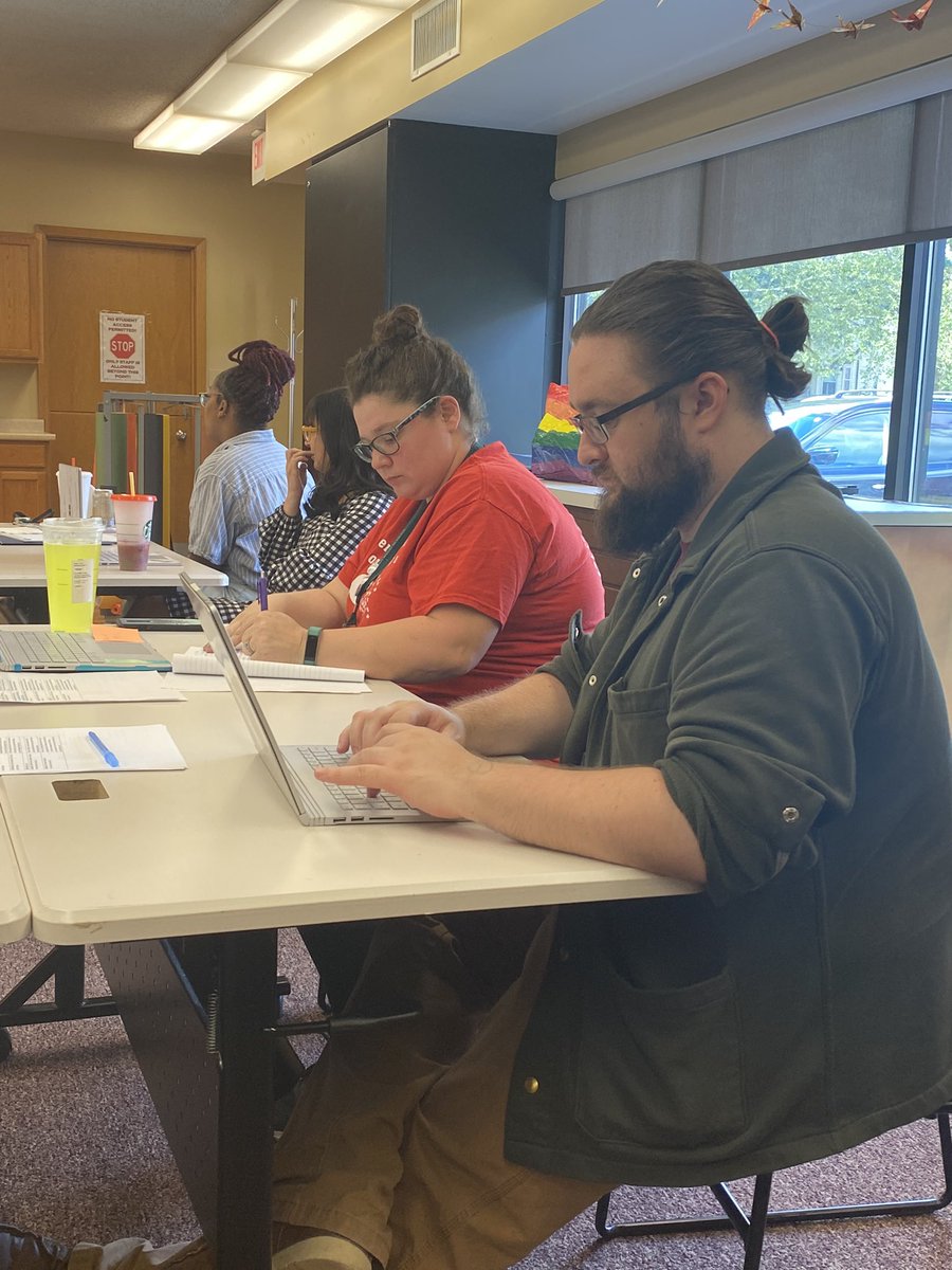 Dr. Laurie Rinehart tweet media