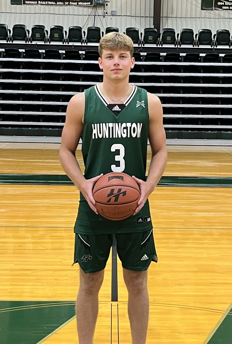 Great visit today @HuntingtonHoops. Thanks for having me @KoryAlford @coachstrohm @Jared_Jauch