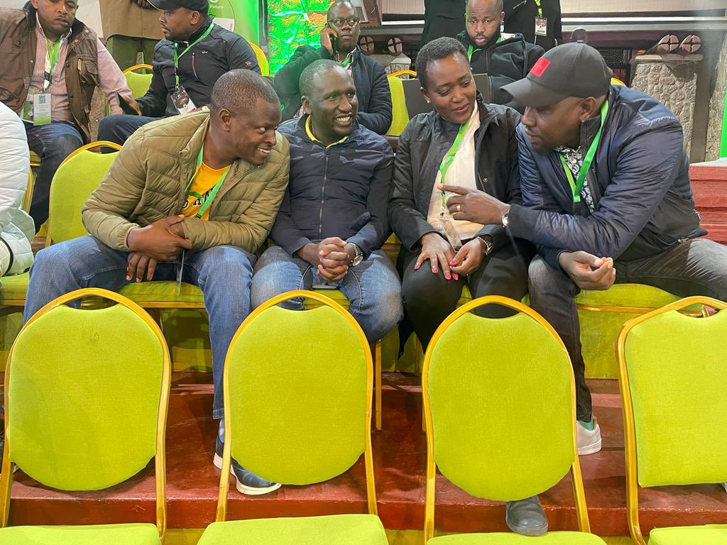 kipmurkomen's tweet photo. Advance team on site. Bomas is set from bottom up. 💪💪💪 https://t.co/7YFBtYSQdB