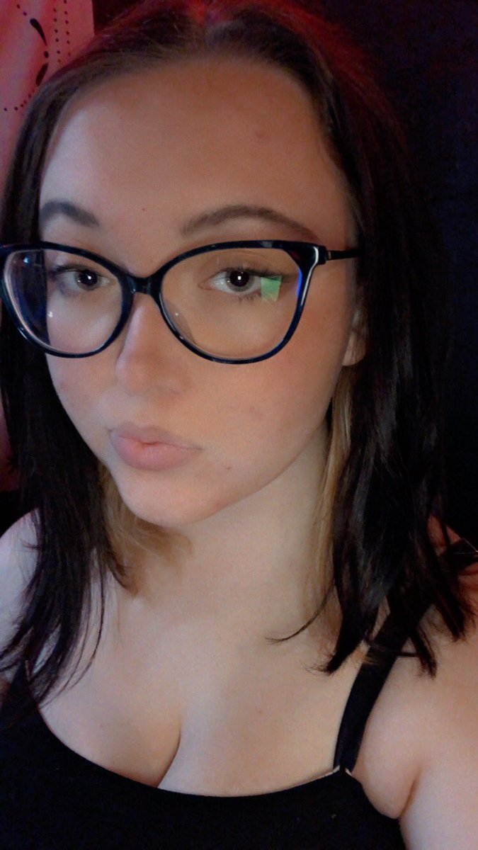 ivy_bby_'s tweet photo. just a picture of my pretty face🫶 https://t.co/3X164wkqid