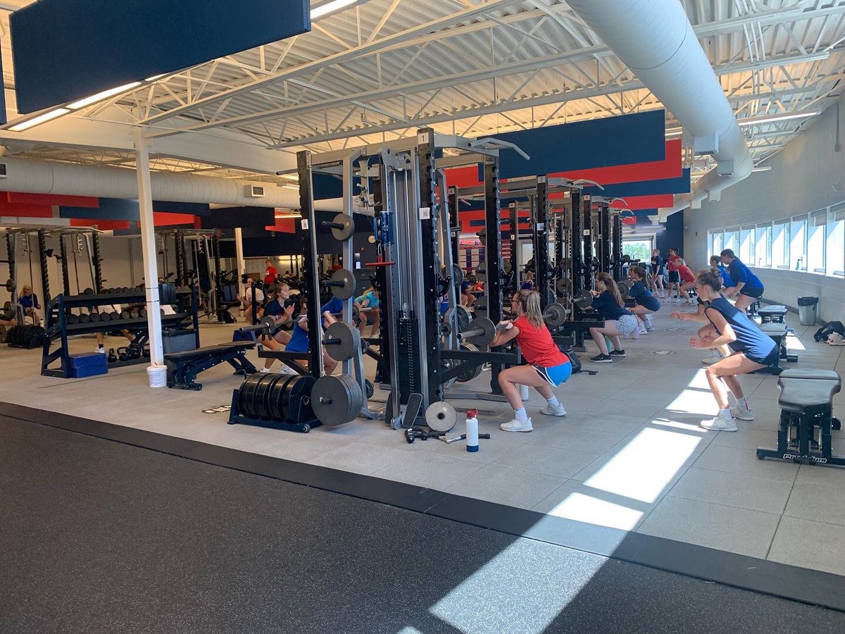 MarshalltownSc's tweet photo. Week 1 of volleyball off to a great start! #HaveIntent https://t.co/7cZeGUEXsH