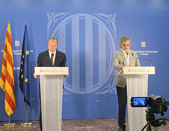 IMCAbogados's tweet photo. Consumo sanciona a 14 entidades financieras por importe de 977.813 euros por infracciones en la comercialización de targetas revolving.
toda la información en https://t.co/6Bi0vyLWcB https://t.co/3y30V8iTkL