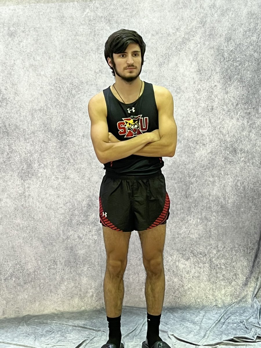 SXUAthletics's tweet photo. The @SXU_XCTF men’s cross country team on #PhotoDay📸! #GoCougs🐾 #WeAreSXU https://t.co/GFuwxKivla