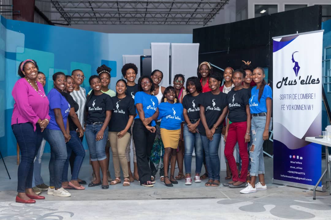 mus_elles's tweet photo. Les 5 et 6 août 2022, Mus’Elles a organisé une formation autour du thème: Empowerment et leadership féminin en Haïti : Quels enjeux ? avec Dr Sabine Lamour.Merci à @Fokal, @AmbassadedeFranceenHaiti et @Acted et @NegesMawon  pour leurs supports. https://t.co/7njJmd4q7w