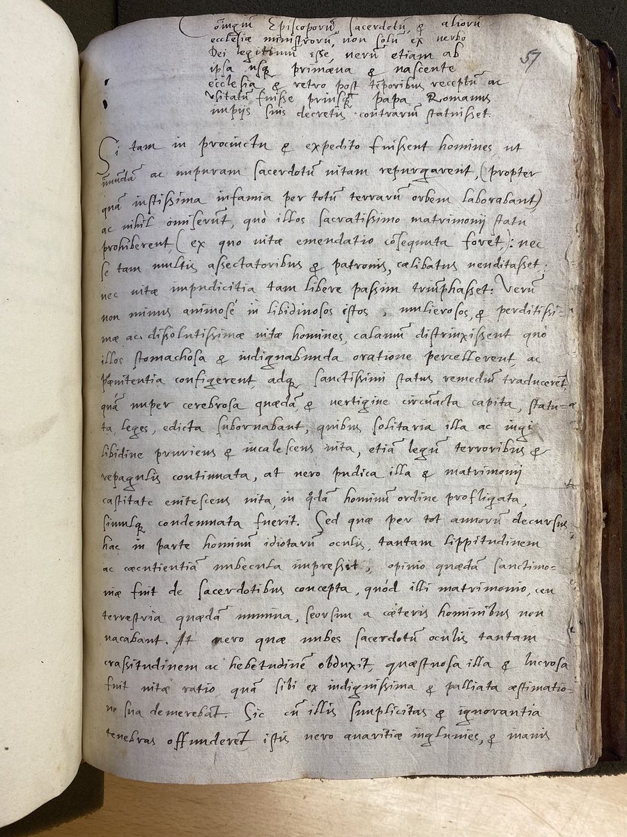 Does anyone recognize these hands (in <a href="/NewCollegeOx/">New College, Oxford</a> MS 317)?

#twitterhistorians
#manuscripts
#palaeography