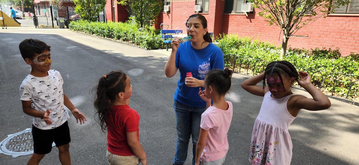 UrbanHarvestMin's tweet photo. Kidz Explosion in the #Bronx has been great! We have enjoyed playing with them, loving them, & sharing His truth. This past Saturday, the children learned about the sacrifice of Jesus on the cross. Several prayed to ask Jesus to clean their hearts. #KidzExplosion #HarvestCenter https://t.co/afwUcnxL6a