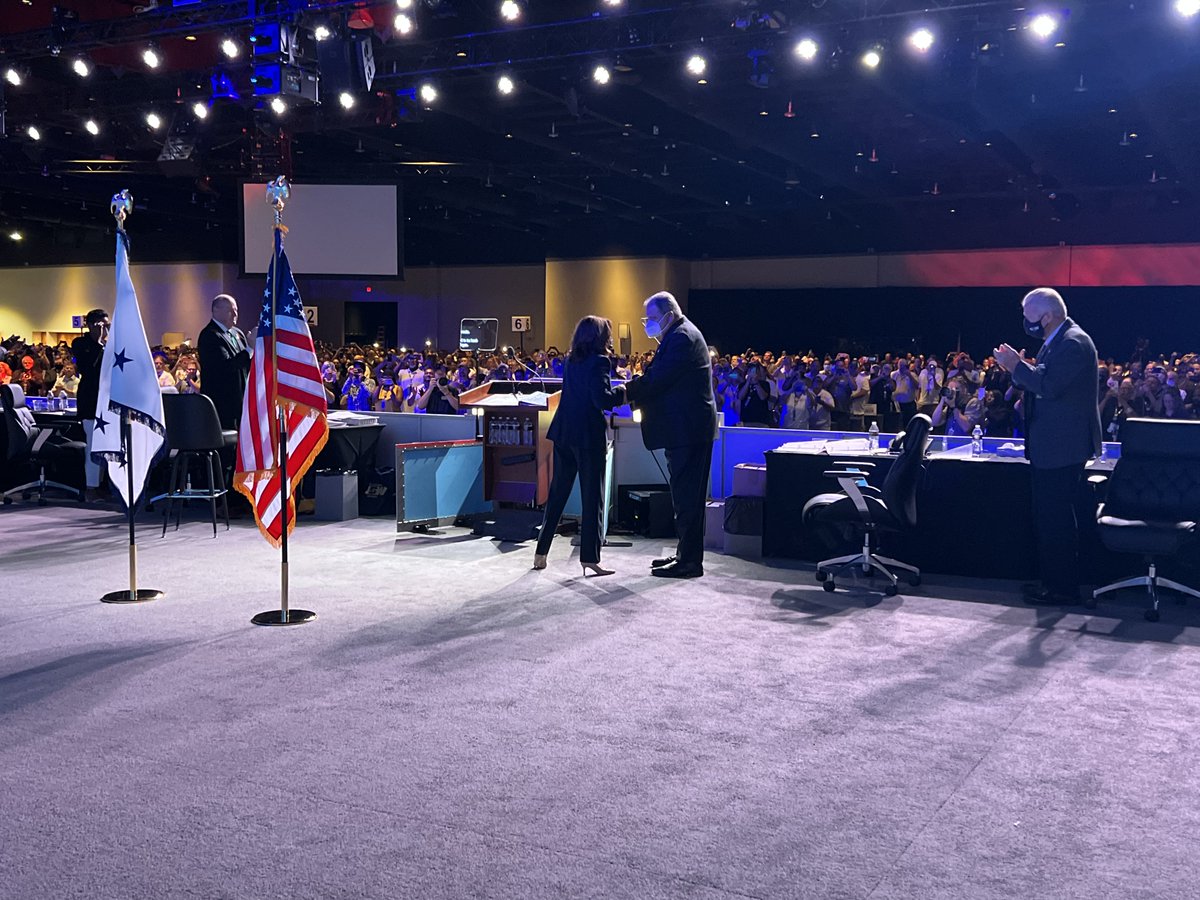 'When unions are strong, America is strong.' - @VP @KamalaHarris gets standing O at #Steelworkers convention where she lauds our organizing and work to make workplaces safe for all. #1u #EverybodysUnion