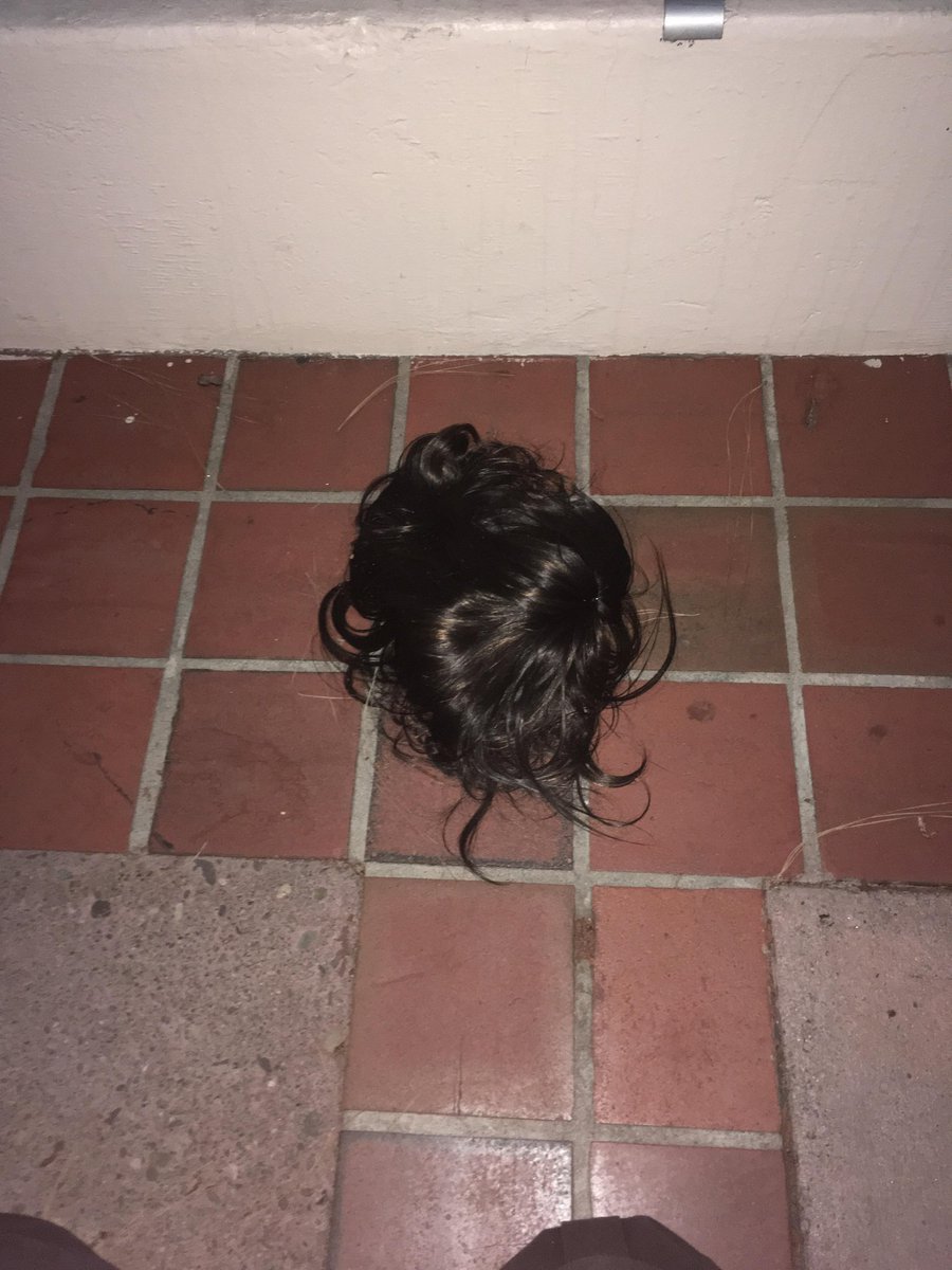iinfinityverse's tweet photo. Has anybody seen Alice? She was last seen on the outskirts of Infinity City. Now this is all that's left 🙈
#findalice #whereisalice #infinityverse #nft #crypto #writerslift #writersoftwitter #metaverse #infinitycity https://t.co/zqTREZ1J1L