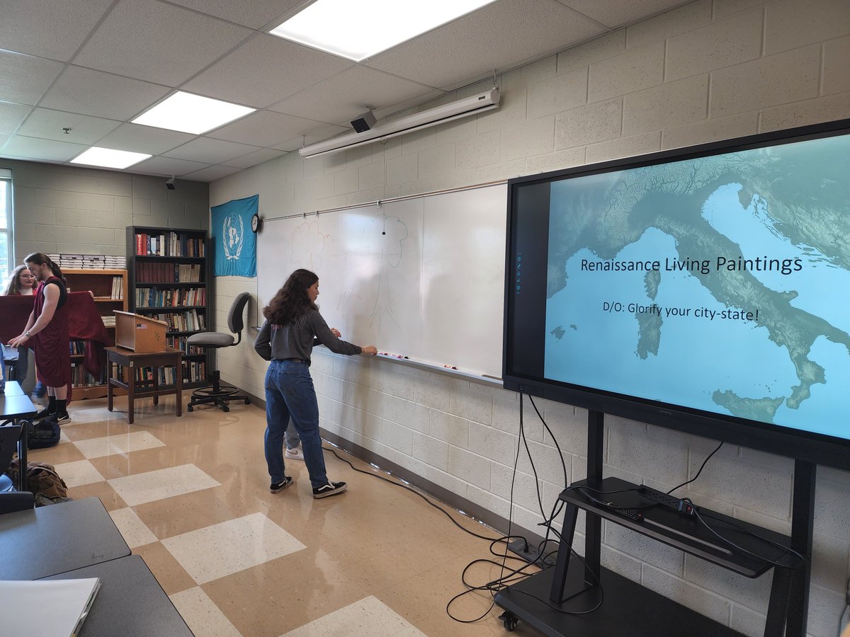 aaronpickering's tweet image. Living Renaissance Paintings in AP European History today! Our talented artists and civic planners glorified their city states with demonstrations of civic humanism. #orsrocks @ORSchools @ORHS_Wildcats Florence - David, Venice - Bacchanalia [1/2]
