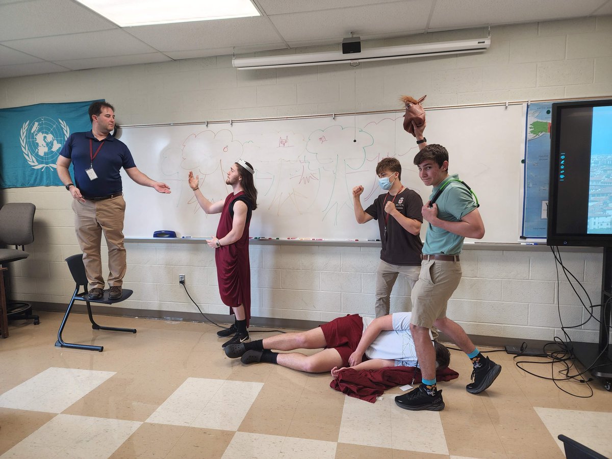 aaronpickering's tweet image. Living Renaissance Paintings in AP European History today! Our talented artists and civic planners glorified their city states with demonstrations of civic humanism. #orsrocks @ORSchools @ORHS_Wildcats Florence - David, Venice - Bacchanalia [1/2]