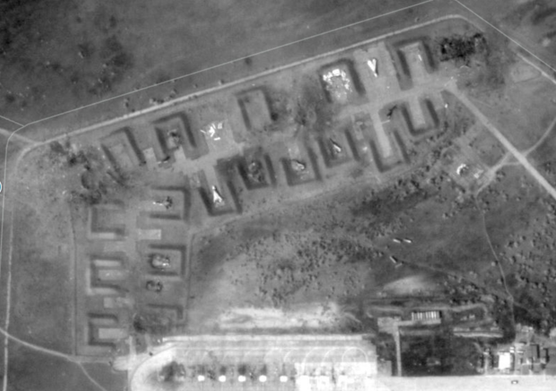 FZ0kX0mXoAE1oO7?format=jpg&name=4096x409