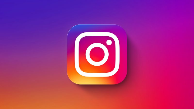 MacRumors's tweet photo. Analysis Suggests Instagram Tracks User Web Activity Through In-App Browser https://t.co/JRpqp94mlL by @SamiFathi_ https://t.co/vKBjVSq3ZP
