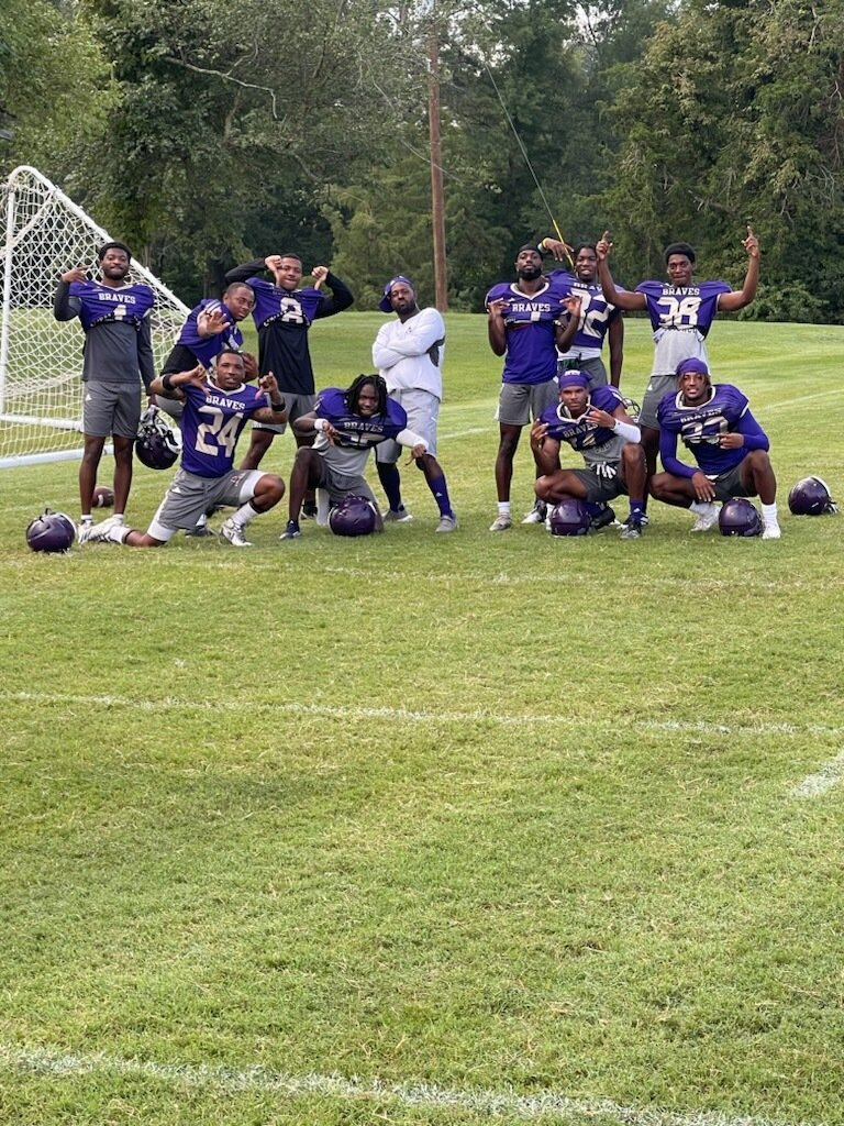 CoachCedThomas's tweet image. Mixtape dropping soon...
COACH T.  [ X'S @ O'S ] Featuring BLOCKBOYZ/LANDLORDZ
#1Single. CRACKHEAD D!!..ERRYBDY GET 2DAROCK!!!