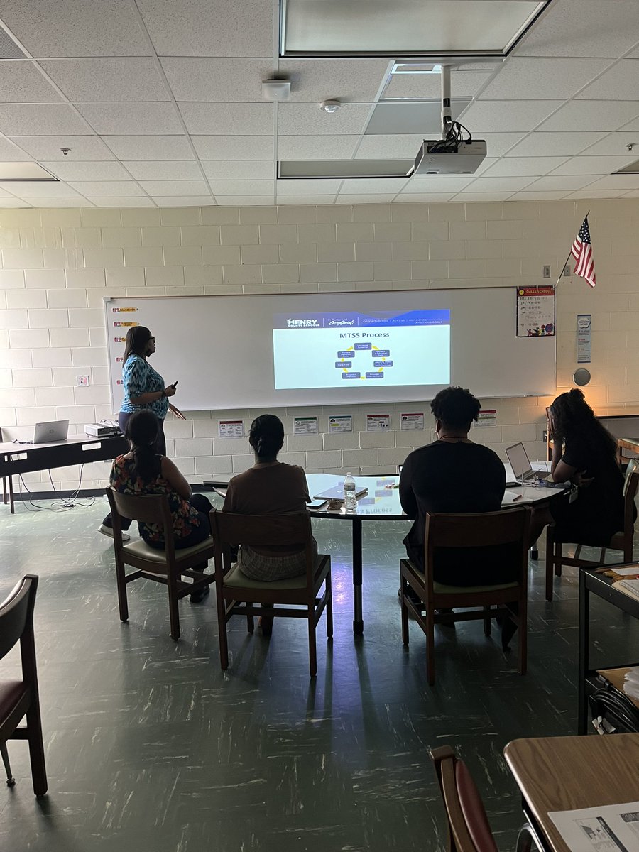 Stockbridge Middle tweet media