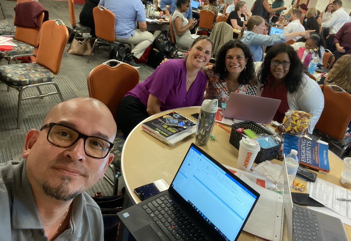 Engagement is at the core of our Work!!! <a href="/corinne_barney/">Corinne Barney</a> <a href="/ChiefOfSchools/">Evette Avila</a> <a href="/IreneRietze/">Irene Psaras Rietze</a> #leadership #passion #heart #Hart <a href="/HPSchools/">Hartford Schools</a> <a href="/HartfordSuper/">Dr. Andraé Townsel</a> #WeAreHPS