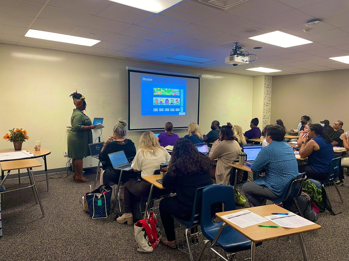 Angela Miller tweet media