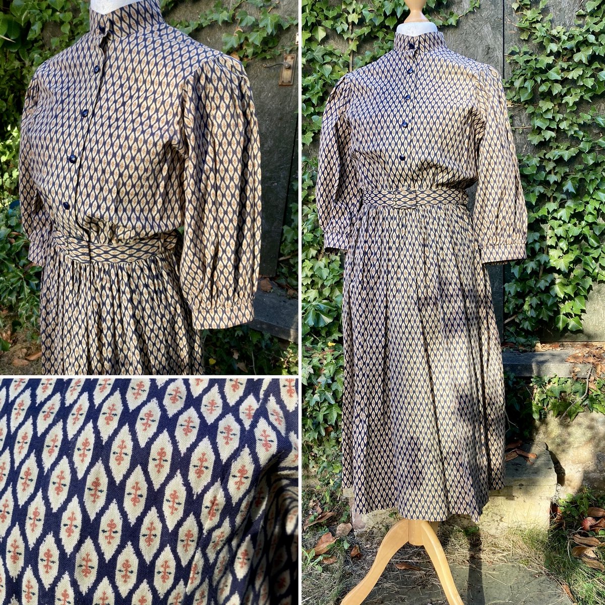 I love this #1970s  #1980s #prairiedress #vintageshowandsell , the #victorian inspired print, and #highneck with gathered sleeve-head give it a #quirky #littlehouseontheprairie #autumndress #vintagestyle #vintagefashion #1970sdress #80sstyle #etsy.com/uk/shop/GINGERMINTVINTAGE