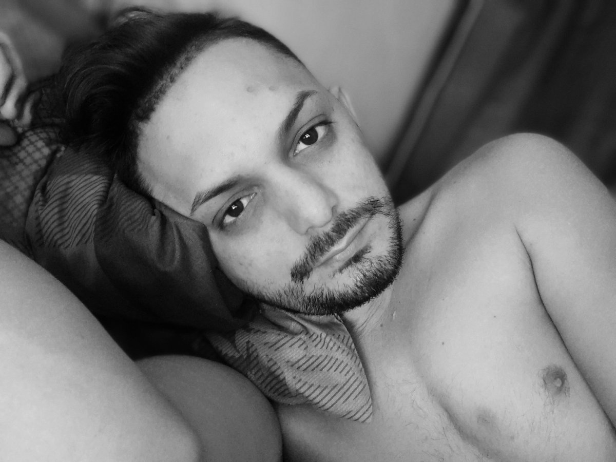 Aquí,  casual, sobreviviendo al dengue 🦟🇨🇺