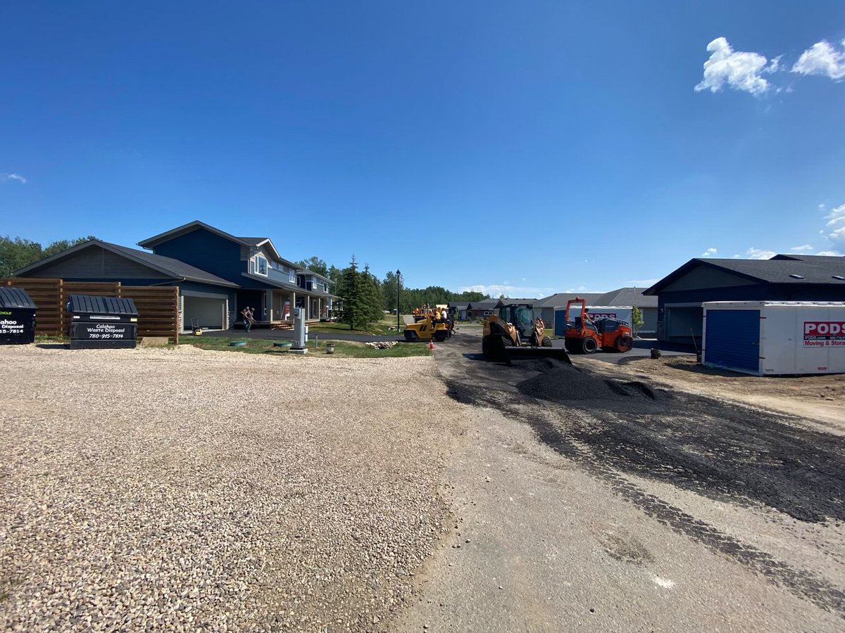 Waters Edge tweet media