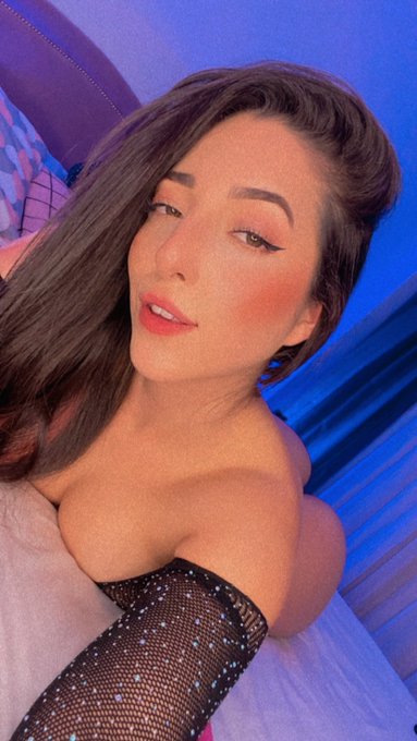 Oi 😇 https://t.co/cjhq6PqEIL