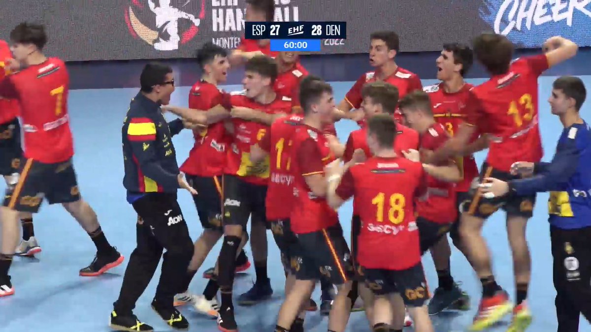 RFEBalonmano tweet media