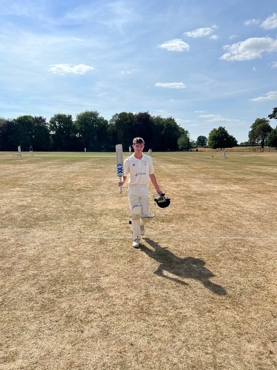Congratulations to Andrew Thresh for reaching the Norfolk Batting Honours Board for his 134 in the 1st Team game on Saturday in their Cecil Amey Norfolk Cricket Alliance Division 4 fixture at North Runcton CC. 

Well batted Andrew 👏