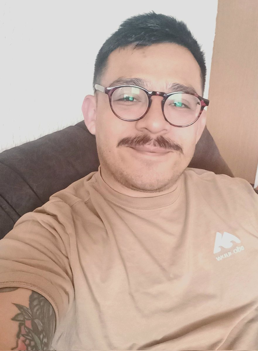 Russoptero's tweet photo. ... #byebeard https://t.co/et0gLjdm5V