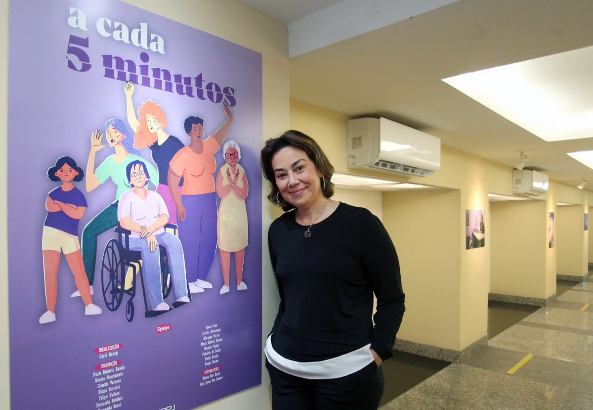 ORioSolidario's tweet photo. O Ministério Público do Estado do Rio de Janeiro (MPRJ) inaugurou a Ouvidoria da Mulher, um canal voltado para o atendimento especial a mulheres vítimas de todas as formas de violência. Uma equipe basicamente de mulheres. +Info no nosso site. #violenciacontramulher #naosecale https://t.co/TL1TcKjgNM