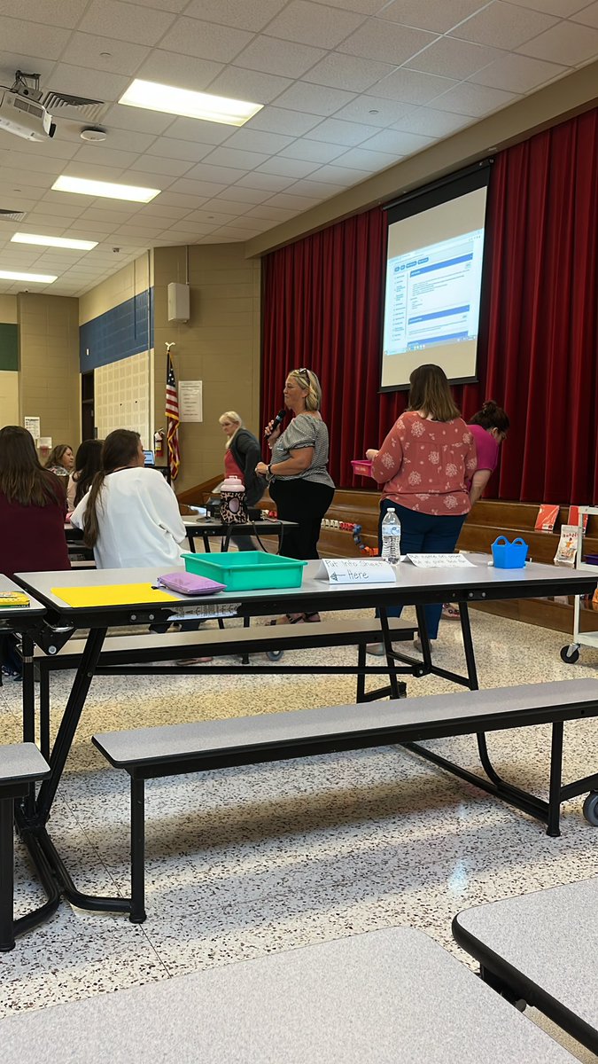 CPECougars's tweet image. And Readers are leaders! #ChooseLP #learningisgrowing #LPlearning