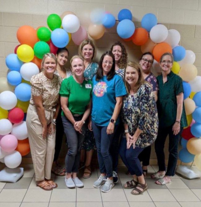 Caralyn_Orman's tweet photo. Fun afternoon with @cfisdmcgown PreK teachers learning about fabulous tech tools for our littles courtesy of @TannenbaumTech 💻! @CFISDPK1 #CFISDPDWeek #NoPlaceLikePrimary @CyFairISD #BringingOutTheBest #OwlAboutTheBest @HCovington3 @McGownOwls https://t.co/F4gO4xrA4i