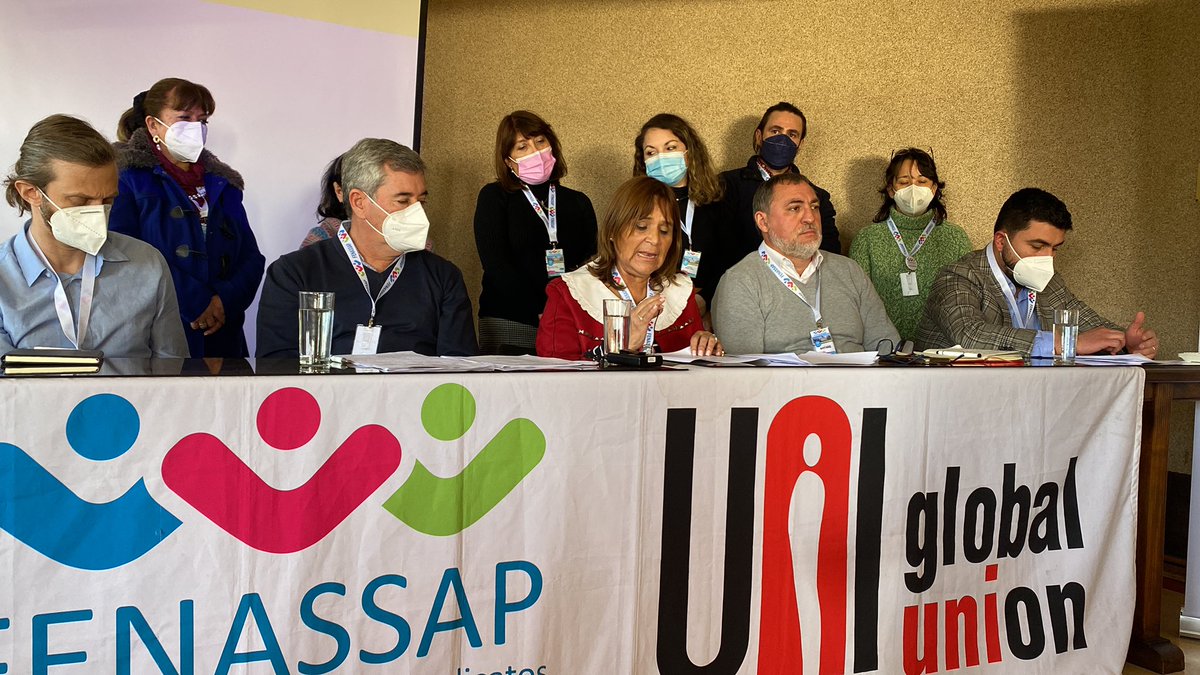 <a href="/gloflowers/">gloria flores</a> presidenta de <a href="/fenassap/">FENASSAP</a> habla sobre el rol esencial y presencial de los y las trabajadoras de la salud, el crecimiento sindical, y la necesidad de superar la precarización del trabajo femenino, que en nuestro sector supera el 70% de la fuerza laboral.