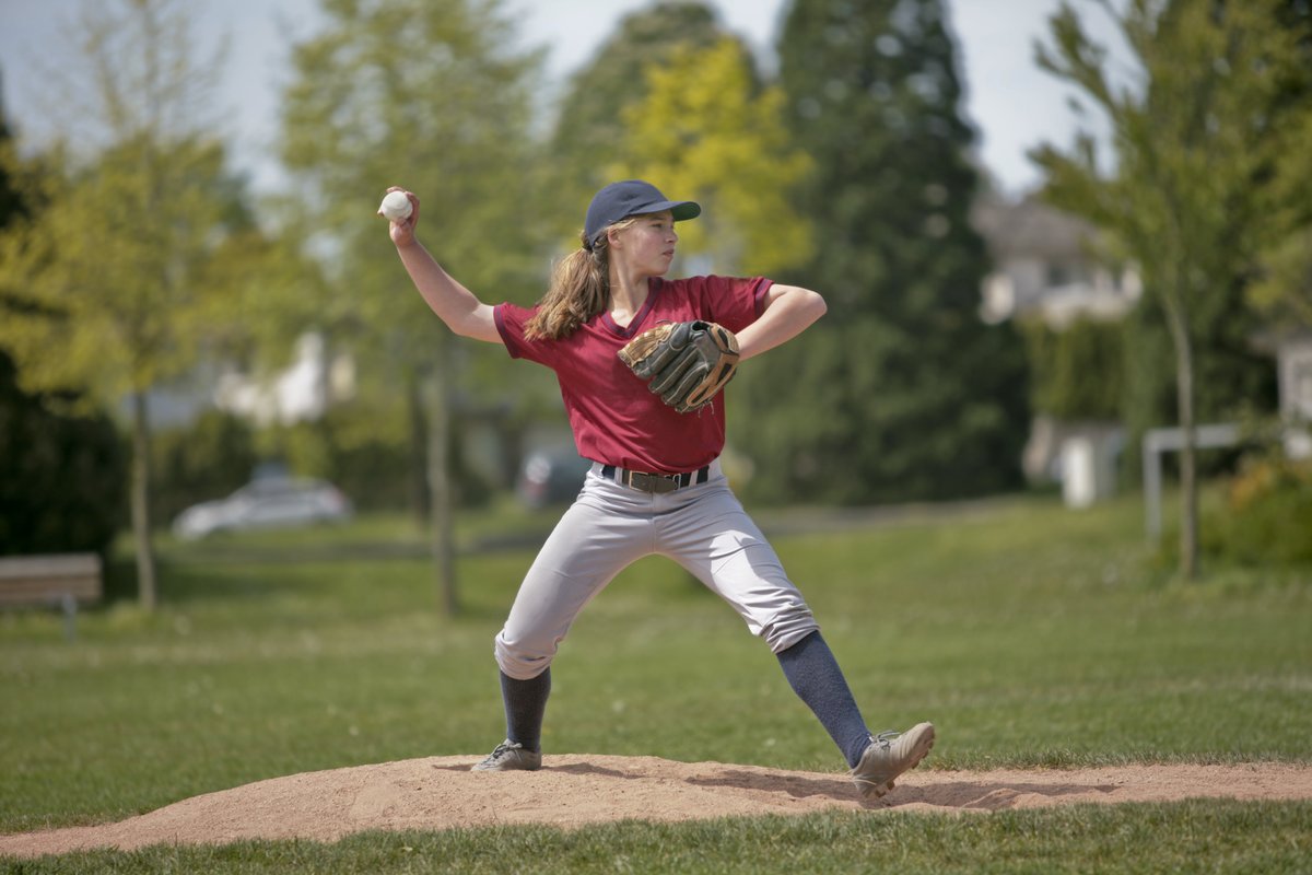 Sports_Health's tweet photo. How are you measuring shoulder internal and external rotation in throwing athletes? Are you taking into account the forearm position? Check it out! #PhysicalTherapy #Shoulder #SportsTesting   @aaspt_apta https://t.co/0Fn1fLL6tQ https://t.co/jg4v5wTNQ7