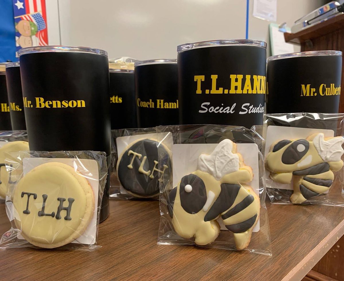 Sarah Rinker tweet media