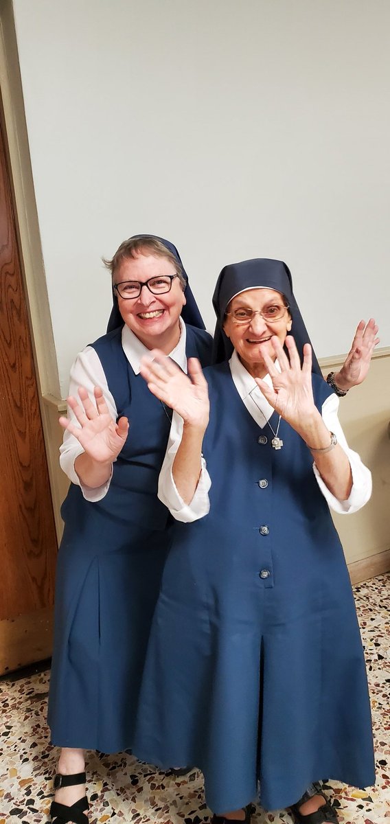 Visiting our elder sisters on the Lord. Sr Mary Joan is in her early ninetys. #SeniorLiving #nunsoftwitter #medianuns