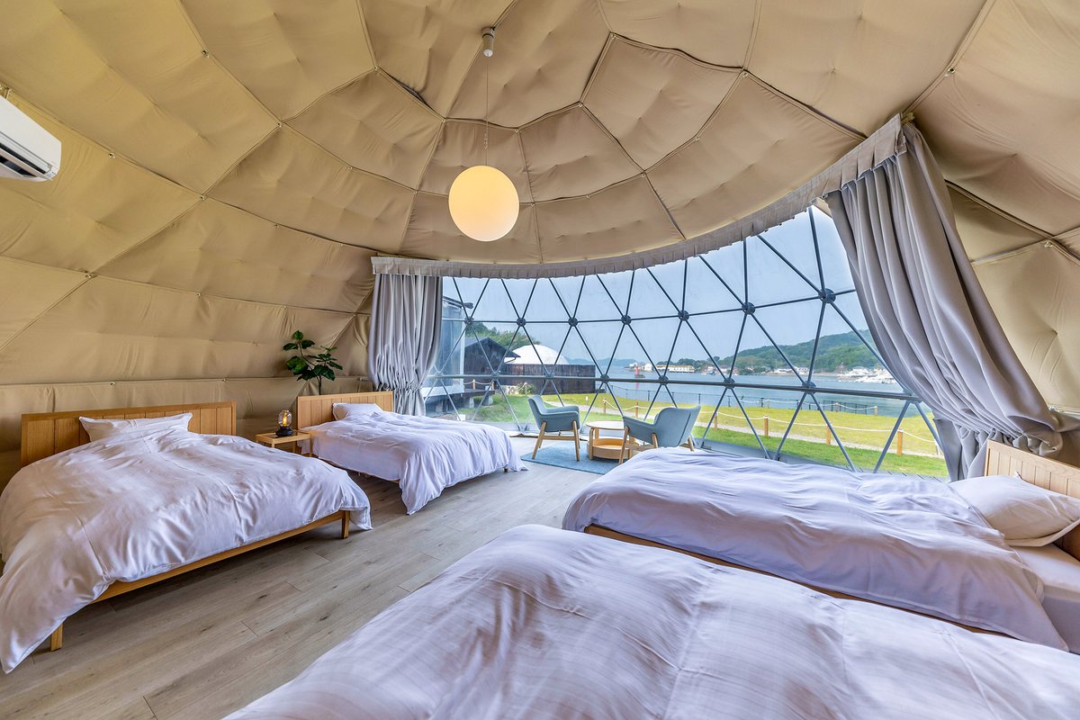 S_Glamping's tweet photo. 新型コロナの影響でイレギュラーで空室が出ています。明日12日(金)も一部屋空室が出ました！　
夏の思い出作りにシークルーズグランピングへ滞在してみませんか？
お問い合わせはお電話
0969−56−2458　まで！
#シークルーズグランピング熊本天草 
#グランピング 
#家族旅行 
#夏休み
#天草旅行 https://t.co/C7MKQzvuKa
