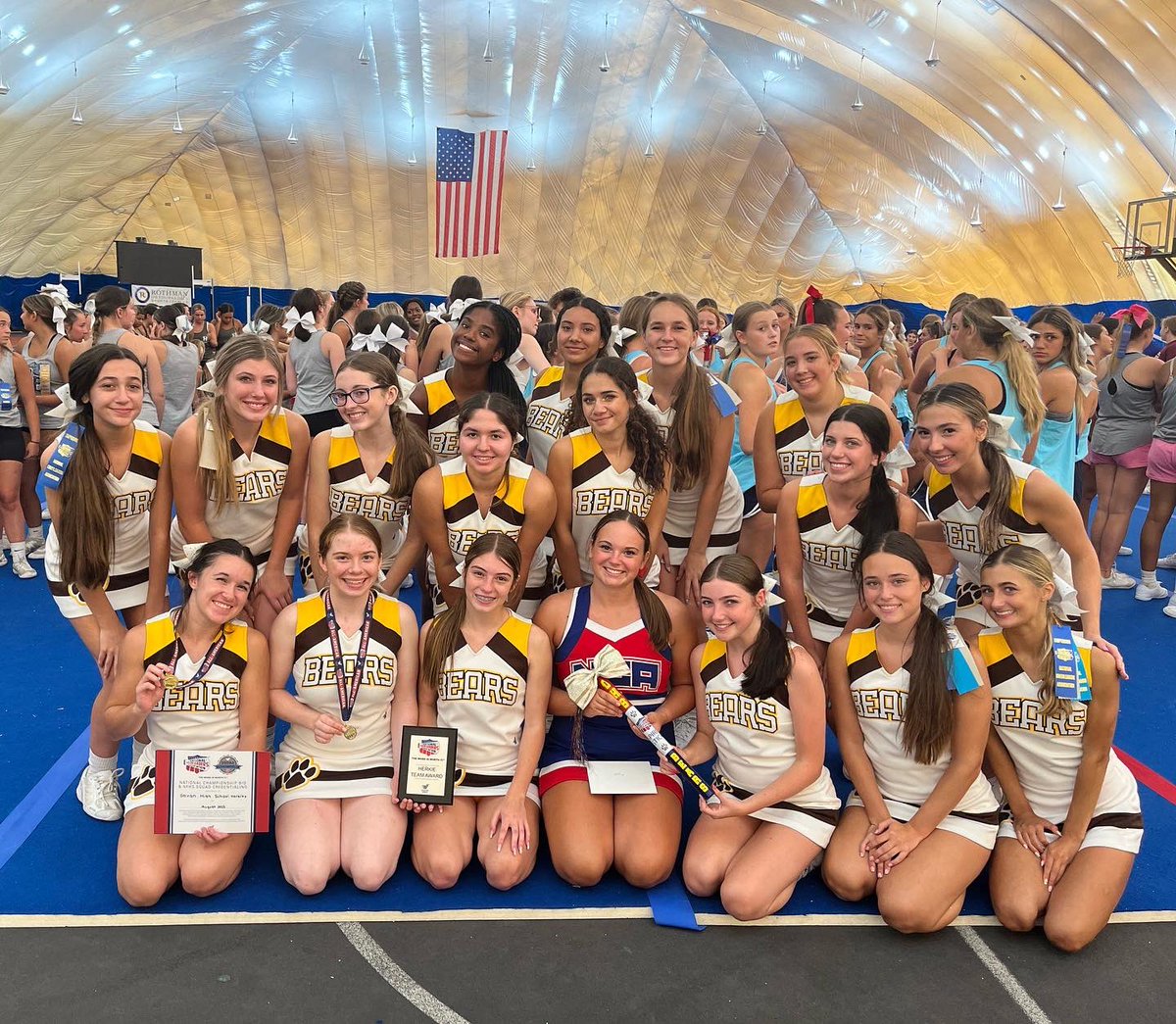 Delran High School Cheerleading tweet media