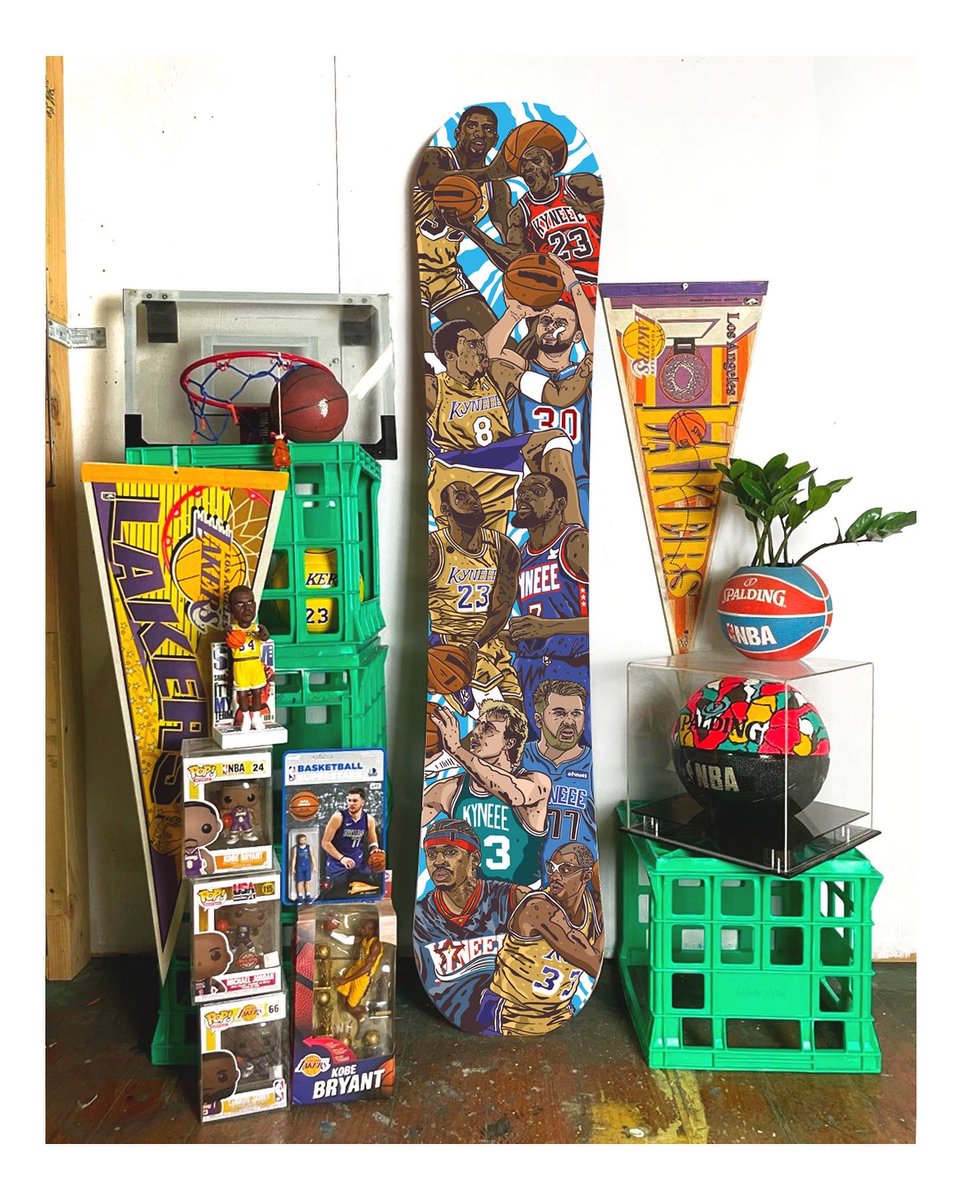Ohnoes_one's tweet photo. So stoked to have been given to opportunity to collaborate with @kyneee ….. there’s a limited amount of these available so to grab yours in time for this season… visit https://t.co/OTMDzUYDka
 #snowboard  #kobe #lebron #curry #luka #jordan #bird #magic #kareem #iverson #durant https://t.co/T5DGxETNQd