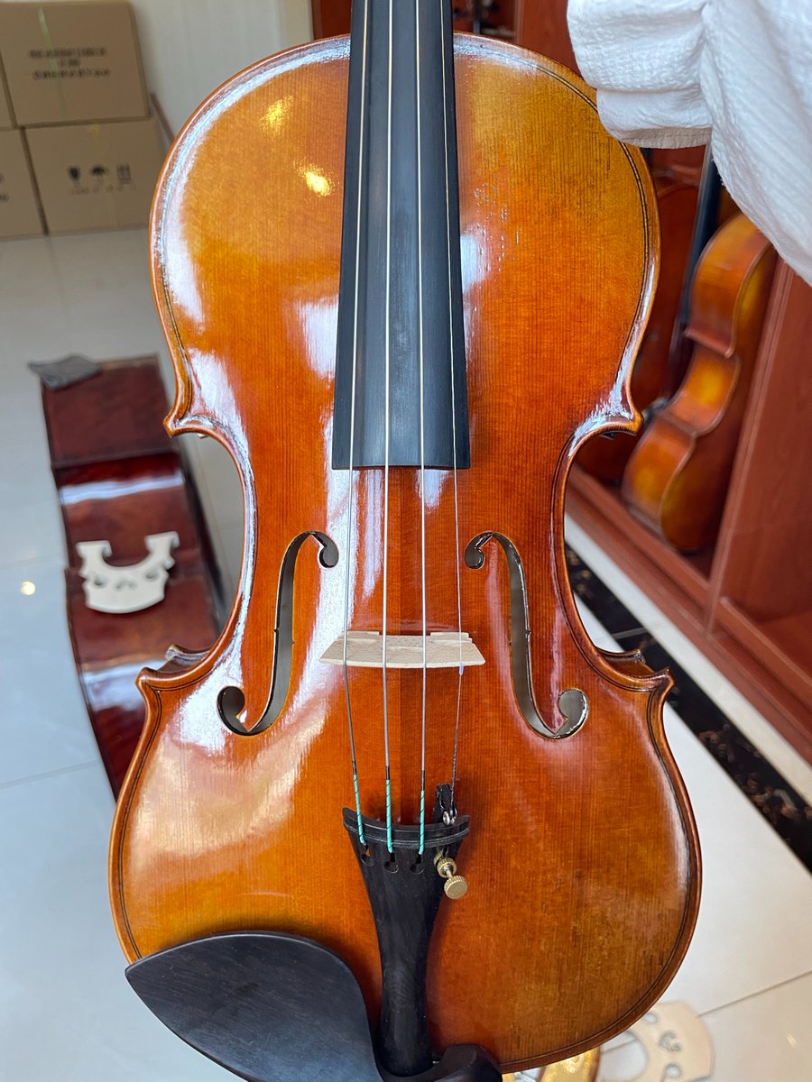 Professional high quality hand made violin, holiday special discount! #violin #バイオリン #violinist #violinlove #violinfan  #violinmusic #violí #violinplayer #instrumental