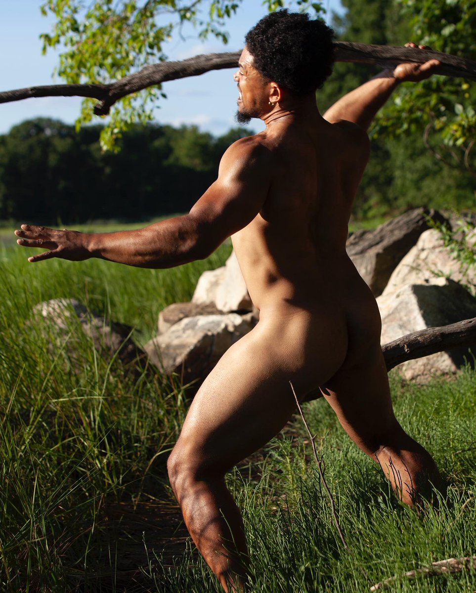 Sageof_SixPacks's tweet photo. #WildWednesday #humpday #WildNOut #Tarzan https://t.co/4kU5Y4yTLo