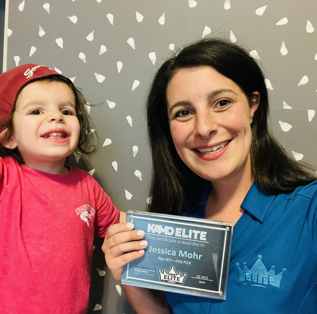 Jhoot's tweet image. So excited to get my Q2 ELITE swag and represent KAMO. I work hard to provide the best for my little one! She is my reason why!                               #KAMOElite#WinMoore @LifeAtATT @KAMOkonnects