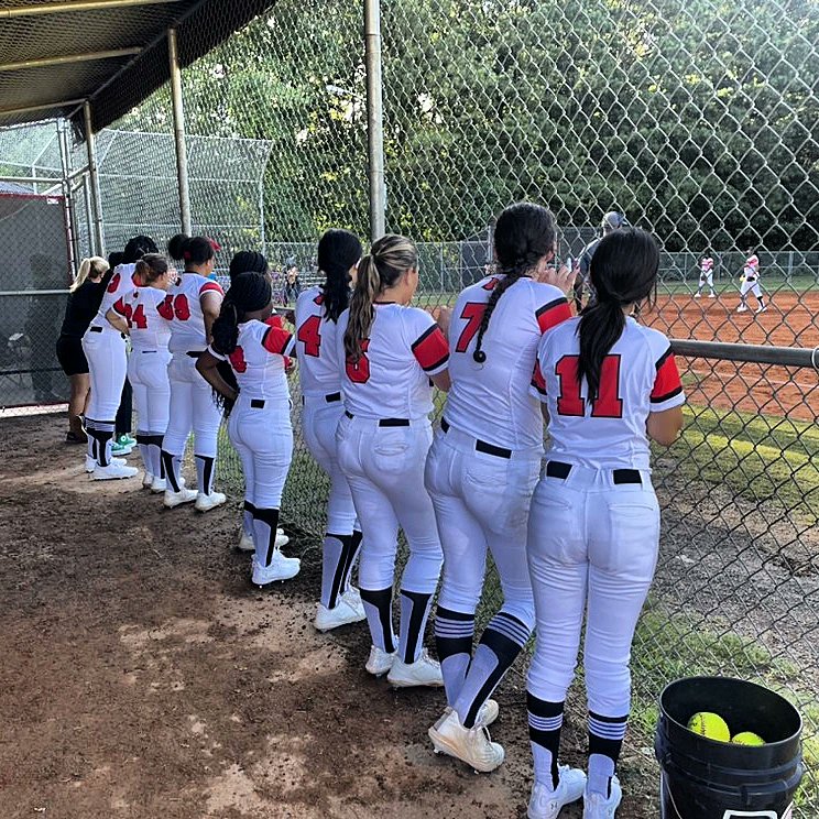 osb_softball's tweet photo. Not the outcome we wanted, but so much further than we started. We're not backing down though. We're coming back in next weeks game focused and ready to roll. Nothing keeps this #family down. https://t.co/8meMzJHovZ