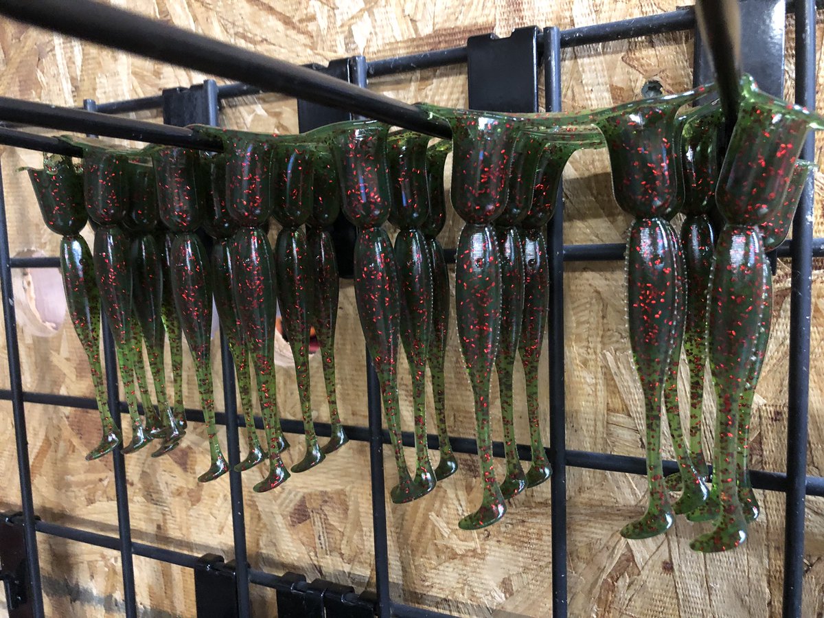 SC_Tackle's tweet photo. Summer’s almost over, better get your watermelon while it’s fresh! #baitmakers #plasticbaits #bassfishing https://t.co/q4viaKLeUC