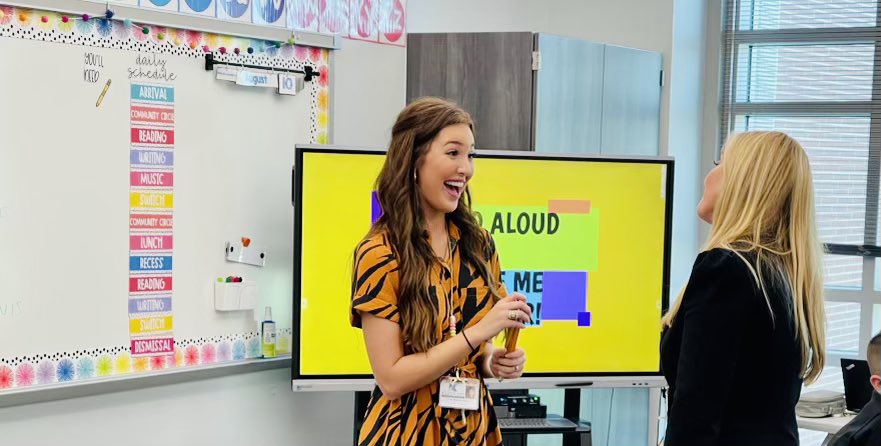 LOVED visiting new-to-the-profession teachers, like <a href="/KleinISD/">Klein ISD</a> alum &amp; former intern turned excited educator Emily Tamez during #KleinFirstDay! 👩‍🏫

Wishing ALL of our <a href="/KleinISD/">Klein ISD</a> first-year teachers a joyful &amp; fulfilling school year! #KleinFamily