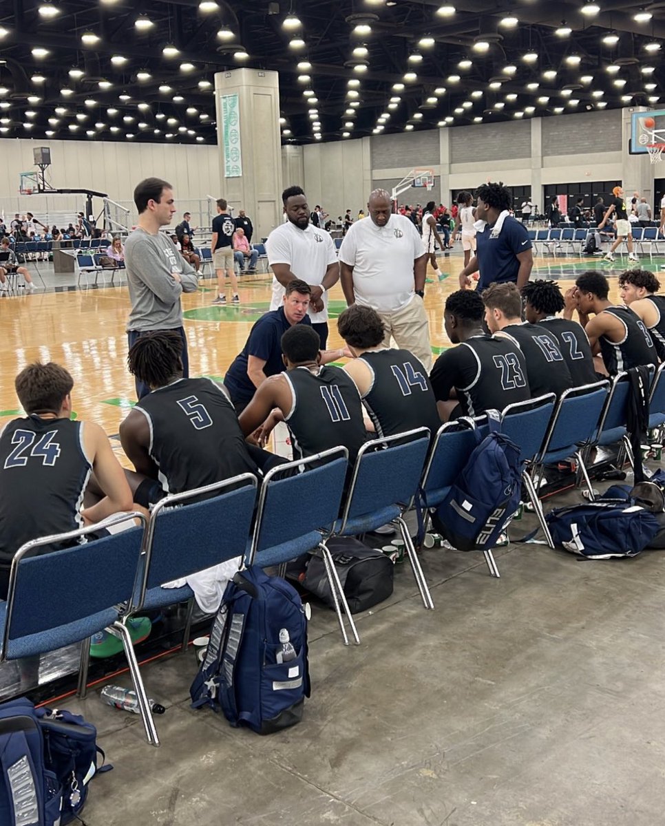 MikeYagmin's tweet photo. Andy Borman owns all the traits necessary to make a MAJOR IMPACT at Memphis.

🗣Communicates
🤝Connections
🔥Elite Competitor
🦾Holds Players Accountable
🥊ALWAYS HAS THEIR BACK

Massive loss for the @NYRhoops but Dan Klores ain’t new to this…

CONGRATS BRO @Andy_Borman https://t.co/vVSAq6tg9p